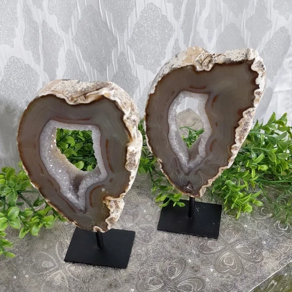 Natural Agate Geode Bookends - Picture 14 of 16